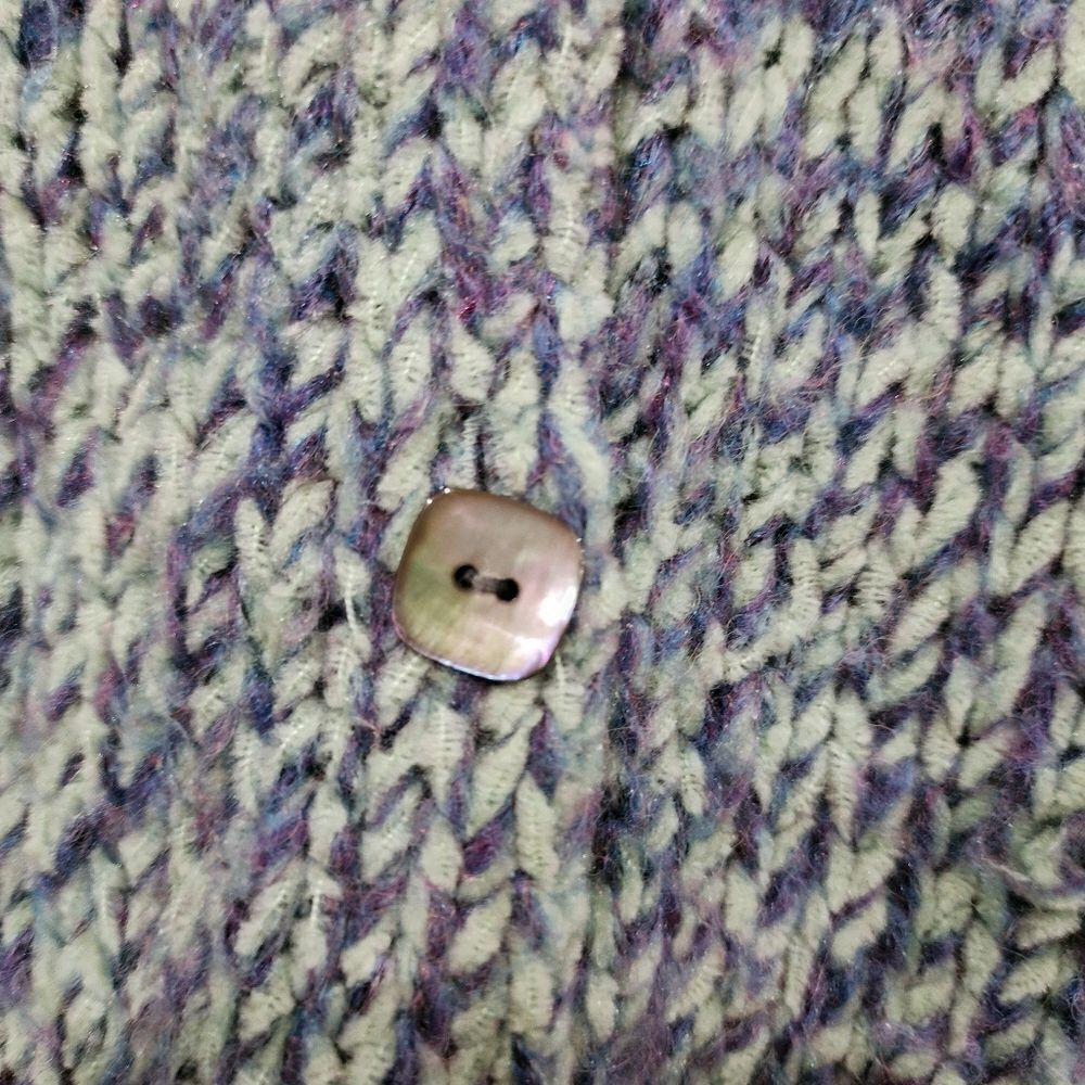 Vintage Northern Isles Variegated Knit Cardigan With Shell Buttons - Picture 13 of 13